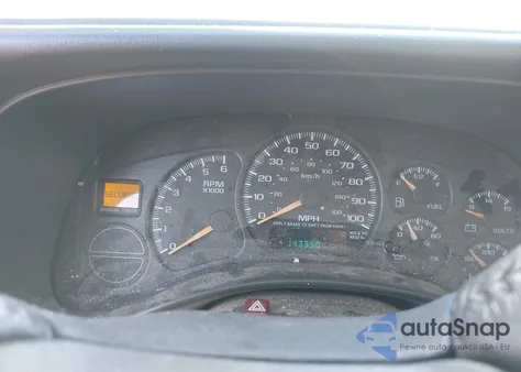 2002 Chevrolet Silverado 1500 Ls z USA, uszkodzony, nr VIN 2GCEC19V221168795